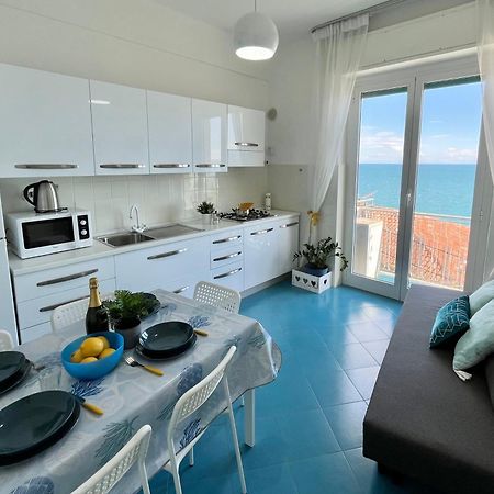 Vista Mare & Ac - Smeraldo Apartment Лайджелия Екстериор снимка