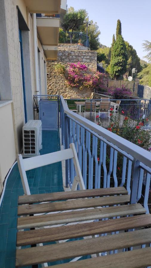 Vista Mare & Ac - Smeraldo Apartment Лайджелия Екстериор снимка